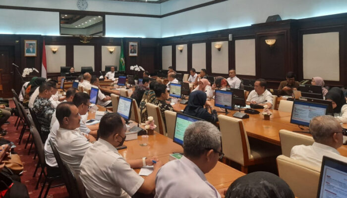Biaya Makan dan Minum Rapat  Pemprov Jabar Capai Rp110 Miliar, Kontras dengan Anggaran Pangan yang Minim